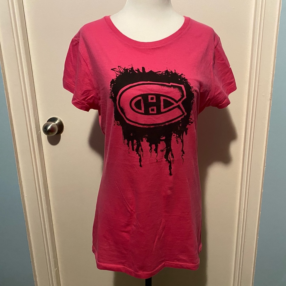 NWOT NHL MONTREAL CANADIENS VIRAL FITTED T-SHIRT